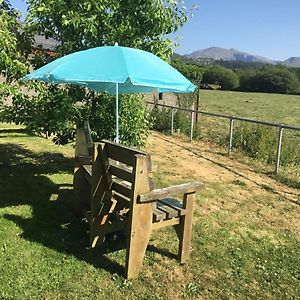 Tyddyn Perthi Farm Villa Llanberis Exterior photo