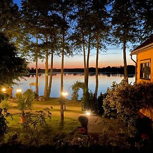 Hotel Seehof Netzen Lehnin Exterior photo