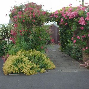 The Lilacs Bed and Breakfast Ashbourne  Exterior photo