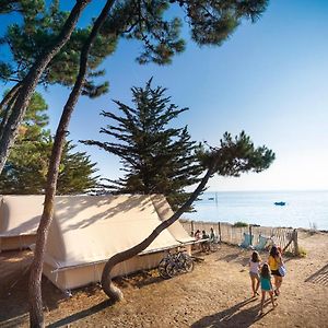 Hotel Huttopia Noirmoutier Exterior photo