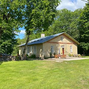 Park Villa Paernu With Sauna Aasa Exterior photo