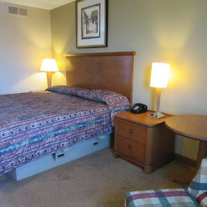 Bella Vista Inn And Suites Grand Prairie Room photo