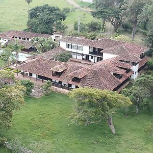 Espectacular Hacienda Colonial! - El Novillero Fusagasugá Exterior photo