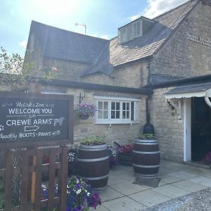 The Crewe Arms Bed and Breakfast Hinton in the Hedges Exterior photo