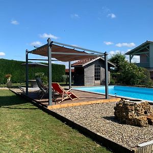 Gite Ferme Equestre Avec Piscine Villa Castex  Exterior photo