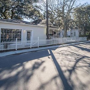 House On Benachi Villa Biloxi Exterior photo