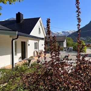 Cozy House In Eidfjord Villa Exterior photo