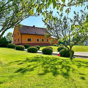 Apartamento Apartman Vesele Decin Exterior photo