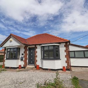 Cwm Pennant Villa Prestatyn Exterior photo