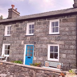 Stylish Home From Home With Great Views Harlech Exterior photo