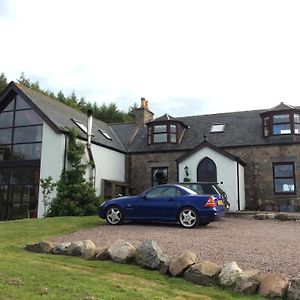 Lochend Farmhouse Bed and Breakfast Aberdeen Room photo