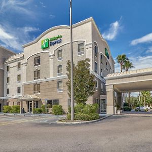 Holiday Inn Express Hotel & Suites Clearwater Us 19 North By Ihg Exterior photo