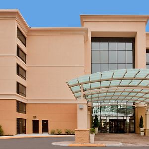 Holiday Inn Virginia Beach - Norfolk, An Ihg Hotel Exterior photo