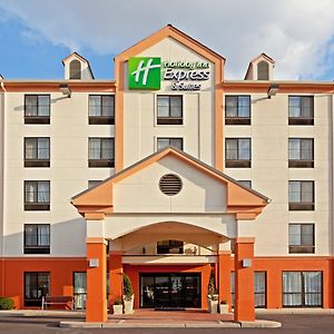 Holiday Inn Express Hotel&Suites Meadowl&s Area Carlstadt Exterior photo