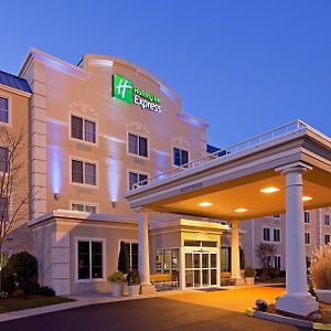 Holiday Inn Express Boston-Milford, An Ihg Hotel Exterior photo