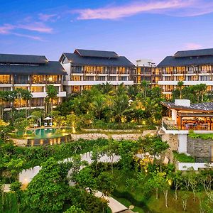 Pullman Ciawi Vimala Hills Resort Spa And Convention Bogor Exterior photo