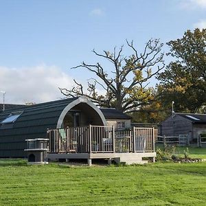 Little Quarry Glamping Bed And Breakfast Tonbridge Exterior photo