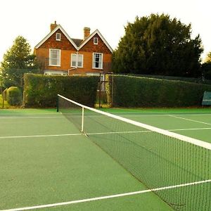 The Highlands - Nr Rye - Tennis Court Iden Exterior photo