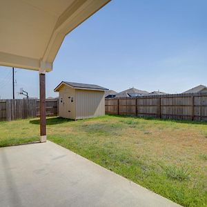 Spacious Texas Vacation Rental With Community Pool! Humble Exterior photo