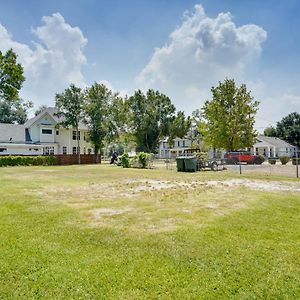 Lake Charles Vacation Rental With Private Patio! Exterior photo