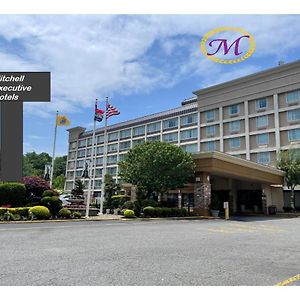 Mitchell Executivehotels Fort Lee Exterior photo