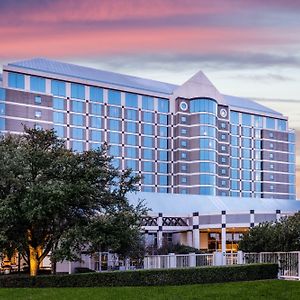 Dallas Park West Hotel Exterior photo