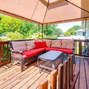 Pet-Friendly Waterloo Abode With Deck! Villa Exterior photo