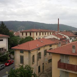 Apartamento Al Frascati, Centro Storico Prato  Exterior photo