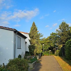 Hotel Ferienzimmer Bei Thomas - Gemuetliches Schlaf- Und Wohnzimmer Mit Modernem Bad Ulm Exterior photo