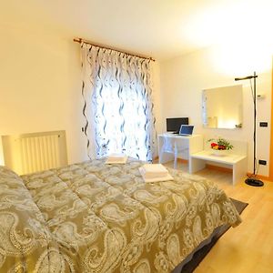 Bed&Breakfast La Sosta Bed and Breakfast Ponte San Nicolò Room photo