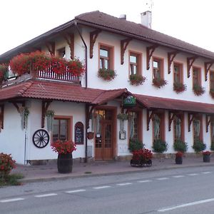 Hotel Penzion Restaurace U Helferu Libuň Exterior photo