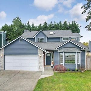 Renovated Home In Everett W/ King Bed Exterior photo