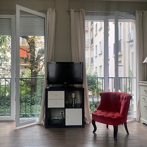 Porte Maillot-Charming And Calm Studio At Neuilly Exterior photo
