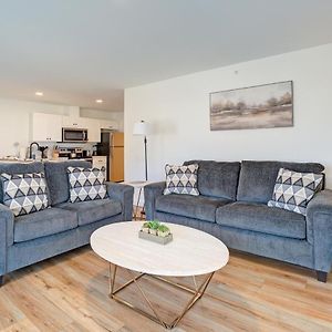 Apartamento Modern Escape In Central Auburn Only 3Miles To Bates College - 1Bd, 1Ba Exterior photo