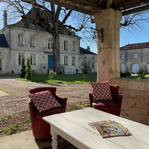 Chateau De Varaize Bed and Breakfast Exterior photo