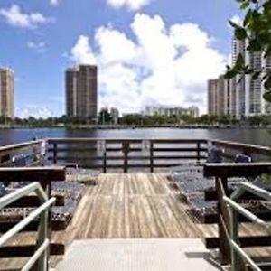 Apartamento Pet-Friendly Aventura Pool, Beach, Golf, Gym Exterior photo