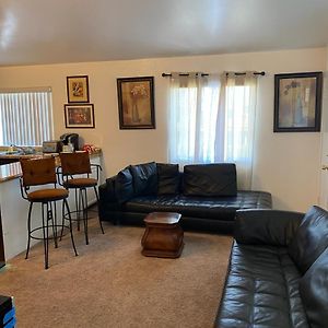 Lake Balboa 3 Bedroom Cozy Stay ! Los Ángeles Exterior photo