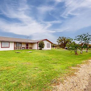 Country Living Villa Somerville Exterior photo