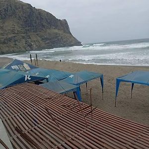 Hospedaje Rulos: Playa Yaya Las Salinas Chilca Exterior photo