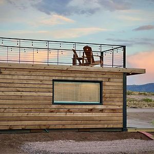 New The Cowboy Boots-Shipping Container Home Alpine Exterior photo