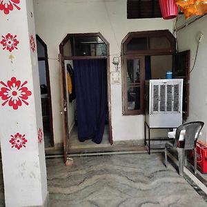 Apartamento Divisha Pg House Sharing Beds Only For Boys Bareilly Exterior photo