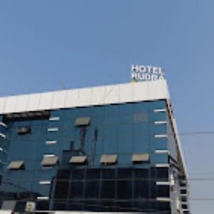 Hotel Rudra Palace , Ānand Exterior photo