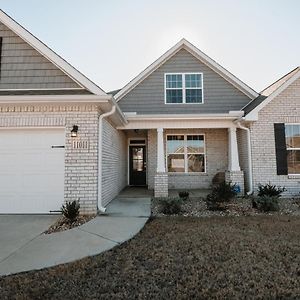 Cozy Culdesac 4Bedroom 2.5 Baths! Madison Exterior photo