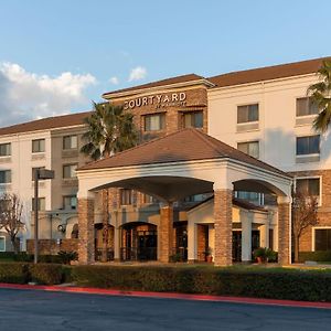 Hotel Courtyard By Marriott Ontario Rancho Cucamonga Exterior photo