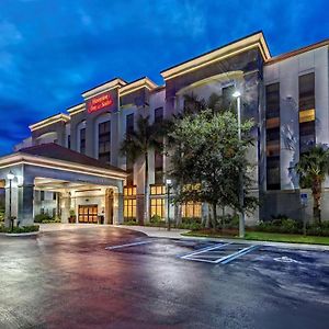 Hampton Inn&Suites Fort Myers Estero Exterior photo