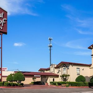 Red Roof Inn North Dallas - Park Central Exterior photo