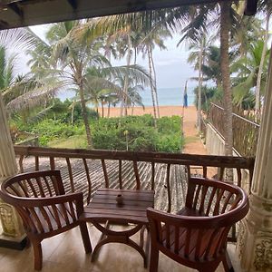 Induruwa Beach Villa Bentota Exterior photo