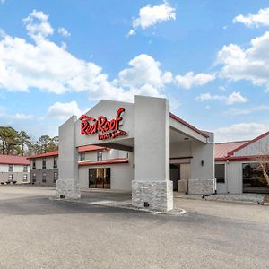 Red Roof Inn & Suites Newport News Exterior photo