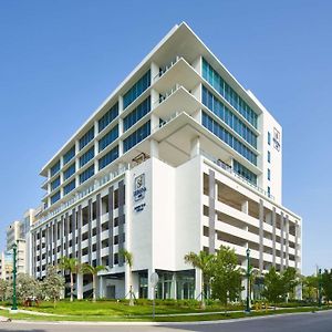 Serena Hotel Aventura Miami, Tapestry Collection By Hilton Exterior photo