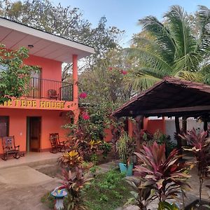 Ometepe House Bed and Breakfast Moyogalpa Exterior photo
